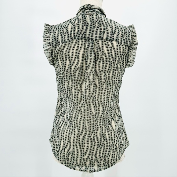 GUESS Sheer Paisley Tuxedo Pleated Ruffle Cap Sleeve Neck-tie Button Down Shirt - Picture 4 of 11
